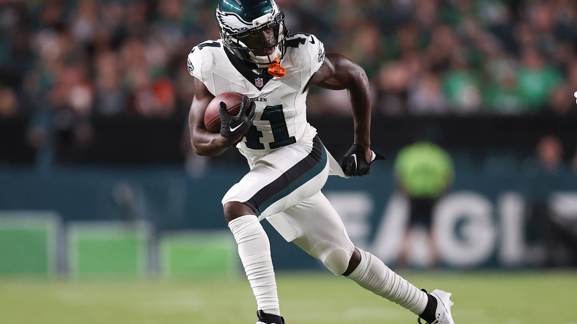 Is it Time to Give WR Darius Cooper a Larger Role?