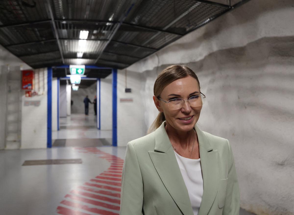 Tetiana Grunska, Deputy Head of the Balakliia City Military Administration, talks to Reuters inside Merihaka civil shelter in Helsinki, Finland, May 6, 2026. REUTERS/Leonhard Foeger