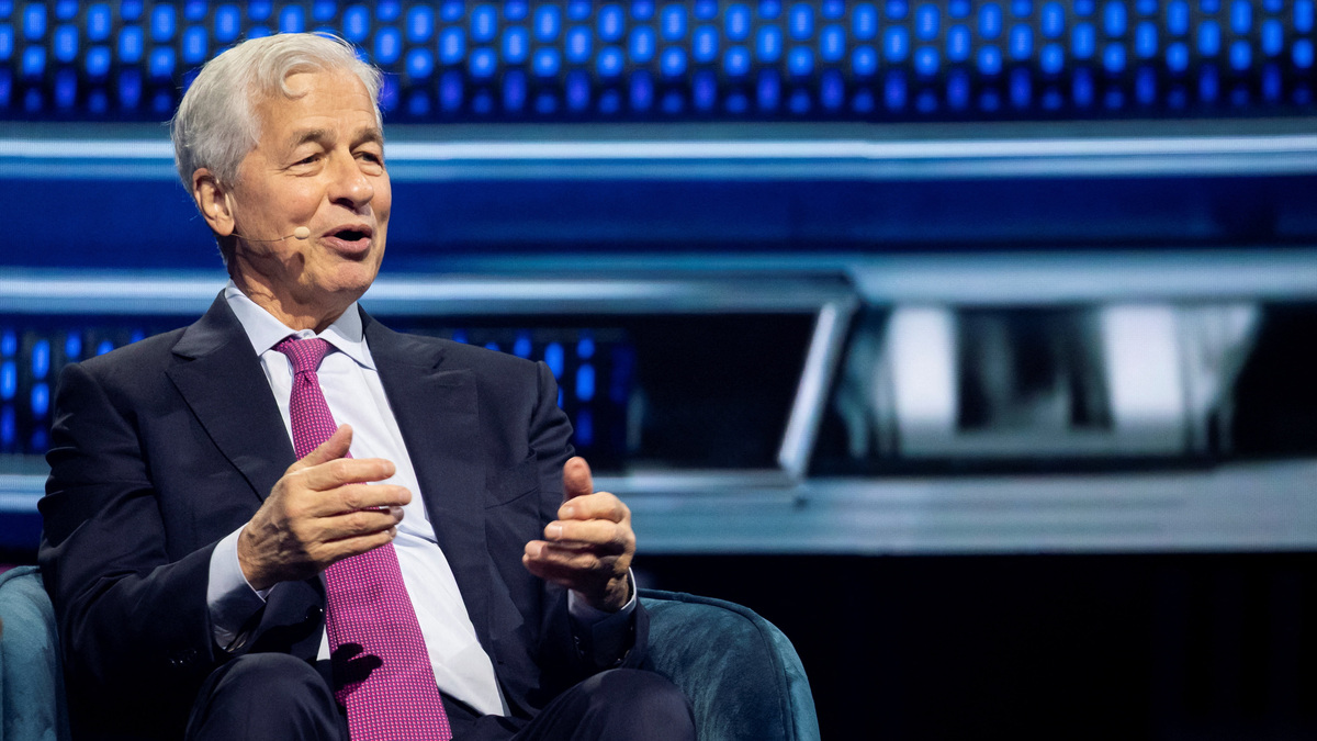 Jamie Dimon, Chairman and Chief Executive Officer of JPMorgan Chase & Co., speaks during the America Business Forum at Kaseya Center in Miami, Florida, U.S. November 6, 2025. REUTERS/Marco Bello