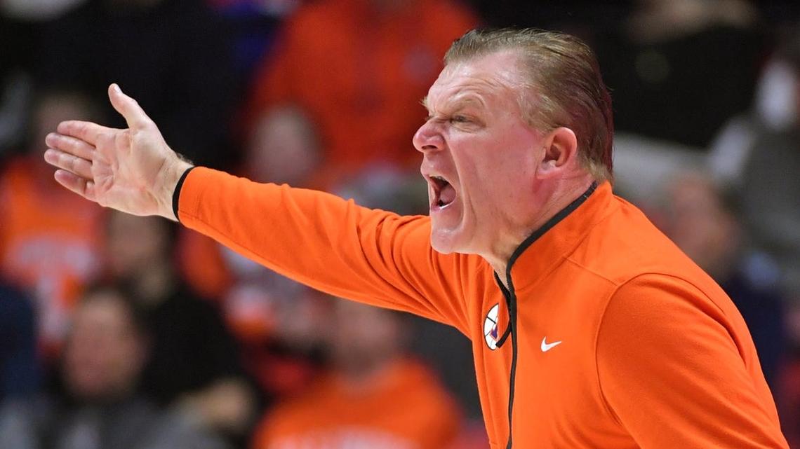 No. 8 Illinois stifles Indiana for easy win 