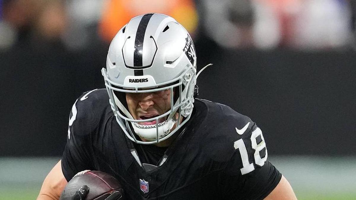  Dec 7, 2025; Paradise, Nevada, USA; Las Vegas Raiders wide receiver Jack Bech (18) runs after the catch against the Denver Broncos during the second half at Allegiant Stadium. Mandatory Credit: Stephen R. Sylvanie-Imagn Images | Stephen R. Sylvanie-Imagn Images 