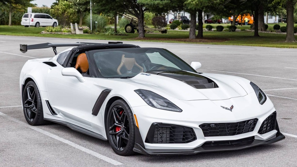 2019 Chevrolet Corvette ZR1 Coupe for Sale With 11,000 Miles 