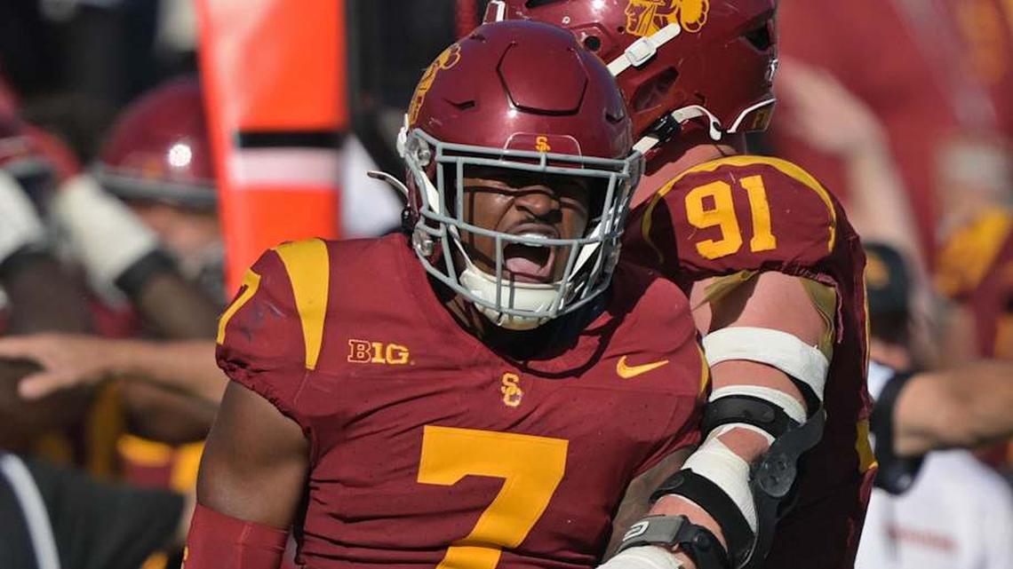  Oct 12, 2024; Los Angeles, California, USA; USC Trojans safety Kamari Ramsey (7) reacts after a play in the second half against the Penn State Nittany Lions at United Airlines Field at Los Angeles Memorial Coliseum. Mandatory Credit: Jayne Kamin-Oncea-Imagn Images | Jayne Kamin-Oncea-Imagn Images 