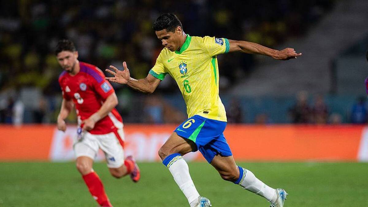  Brazil lack top quality full backs | Riquelve Nata/Sports Press Photo/Getty Images 
