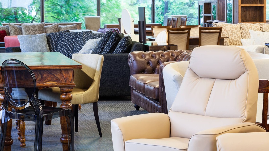 Pieroway's Furniture chain liquidates and closes stores