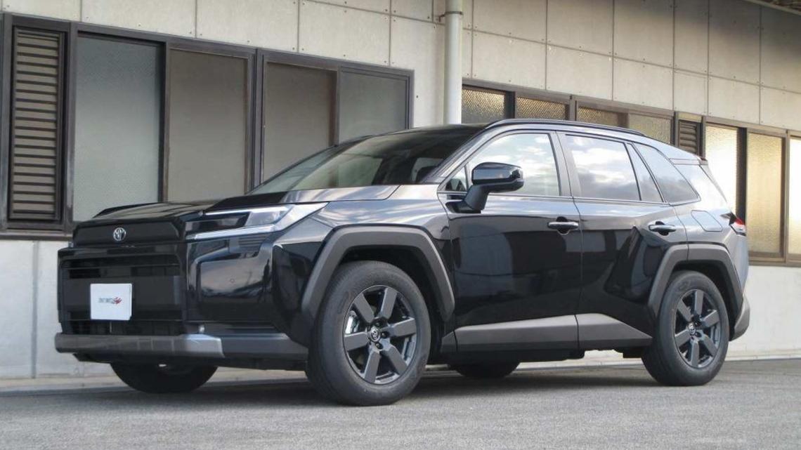 Toyota's Best-Selling SUV Just Lost an Inch 