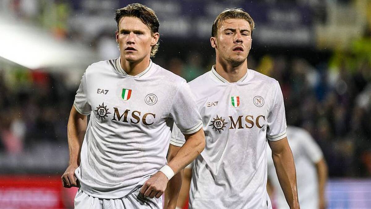  Napoli has proven a safe haven for struggling Premier League players. | Elianton/Mondadori Portfolio/Getty Images 