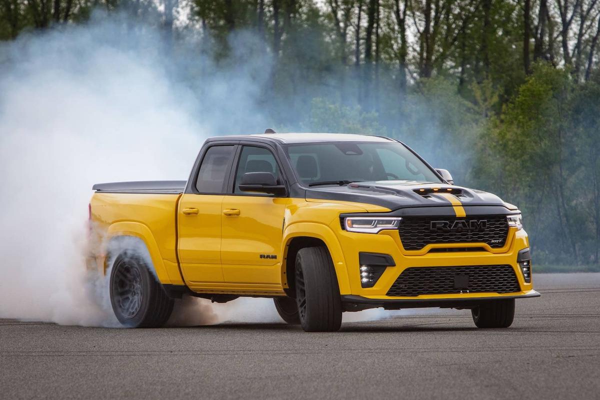 2027 Ram 1500 Rumble Bee SRTRam
