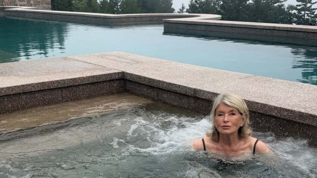 Martha Stewart, 85, Defends Anti-Plastic Surgery Views After Hot Tub Photo