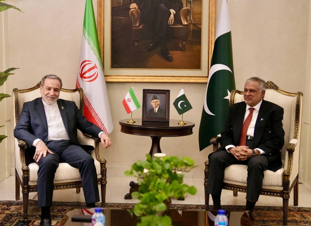 Iran's Foreign Minister Abbas Araqchi meets with Pakistan's Foreign Minister Ishaq Dar, as Pakistan prepares to host the U.S. and Iran for the second phase of peace talks, in a location given as Islamabad, Pakistan, released April 25, 2026. ESMAEIL BAQAEI VIA X/Handout via REUTERS
