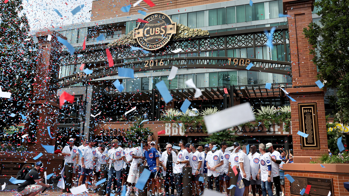 Paul Sullivan: A sweet hangover from the 2016 Cubs reunion