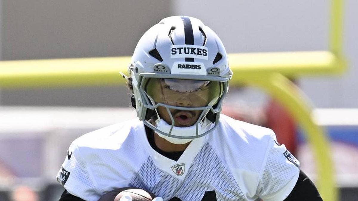  May 20, 2026; Henderson, NV, USA; Las Vegas Raiders safety Treydan Stukes (31) practices during organized team activities at Intermountain Health Performance Center. Mandatory Credit: Candice Ward-Imagn Images | Candice Ward-Imagn Images 
