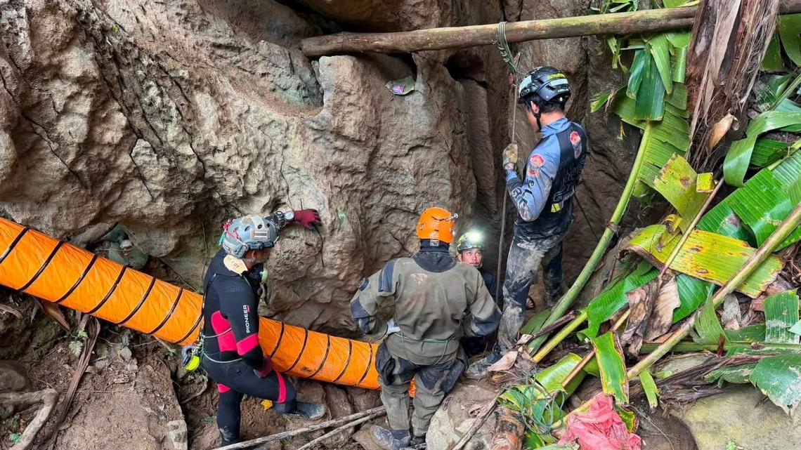 'Not far away': rescue team confident of reaching 7 trapped for days in Laos cave 