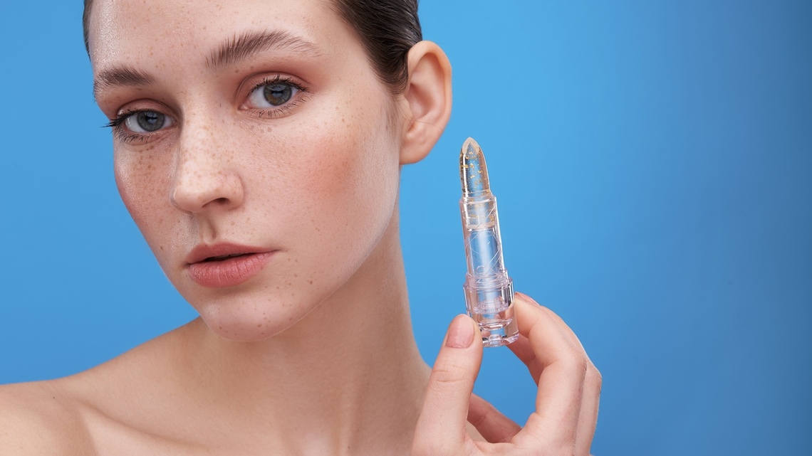 That Color-Changing Lipstick From Your Childhood Is Back. Here’s How the pH Skin Science Really Works
