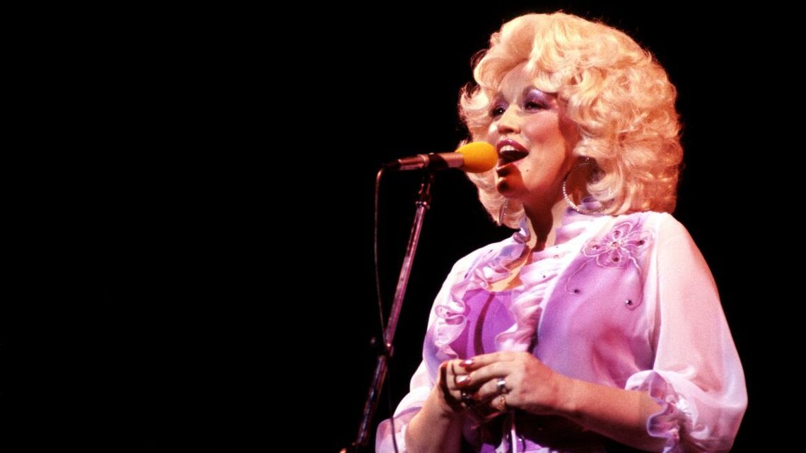 “Dolly Was Supposed to Live Forever:” Fans Mourn the Icon