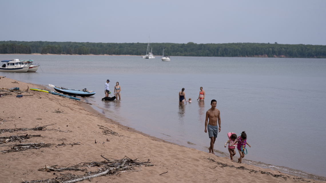 Should the Apostle Islands become Wisconsin's first national park? 
