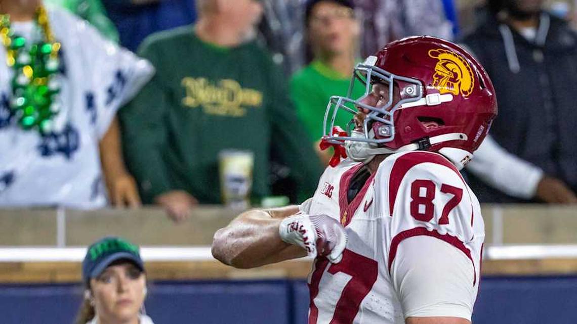  Oct 18, 2025; South Bend, Indiana, USA; Southern California Trojans tight end Lake McRee (87) celebrates scoring against the Notre Dame Fighting Irish during the first half at Notre Dame Stadium. Mandatory Credit: Michael Caterina-Imagn Images | Michael Caterina-Imagn Images 