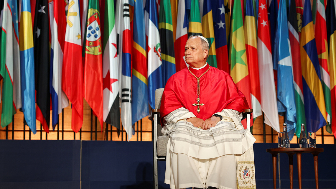 Pope Leo says concerns about AI doom scenarios are not 'fake news'