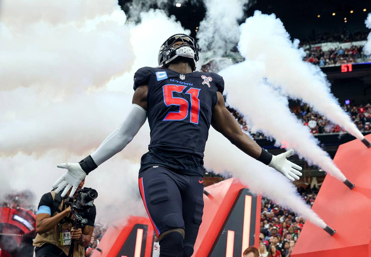  Houston Texans defensive end Will Anderson Jr. (51) runs onto the field Troy Taormina-Imagn Images