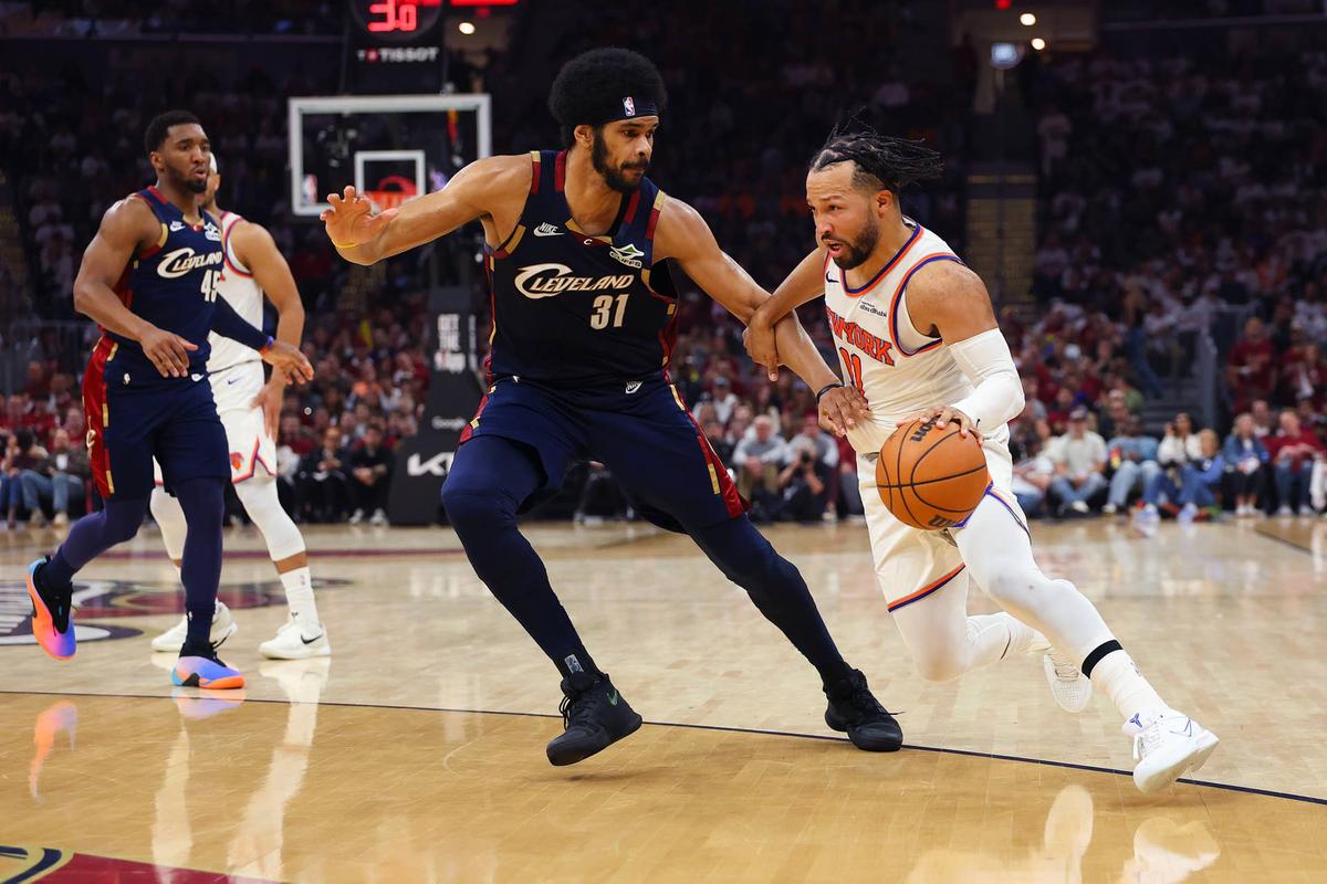  The Knicks have taken a commanding 3-0 lead on the Cavs in the NBA Eastern Conference Finals. 