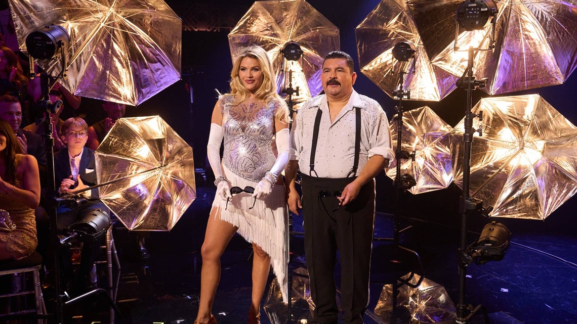 Witney Carson Reflects on Competing on 'DWTS' Five Months Pregnant: 'I'm So Proud of Myself' 