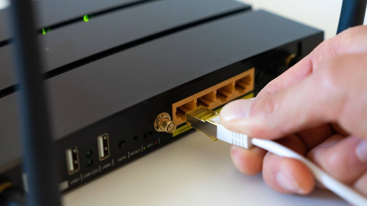  The U.S. government no longer helps lower-income Americans buy the equipment needed for Internet access. Pixabay