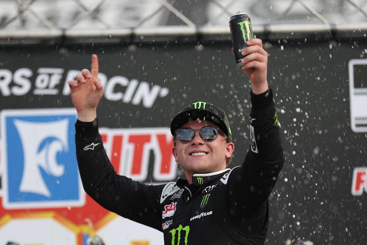  Ty Gibbs celebrates after winning Food City 500 at Bristol Motor Speedway. Mandatory Credit: Randy Sartin-Imagn Images