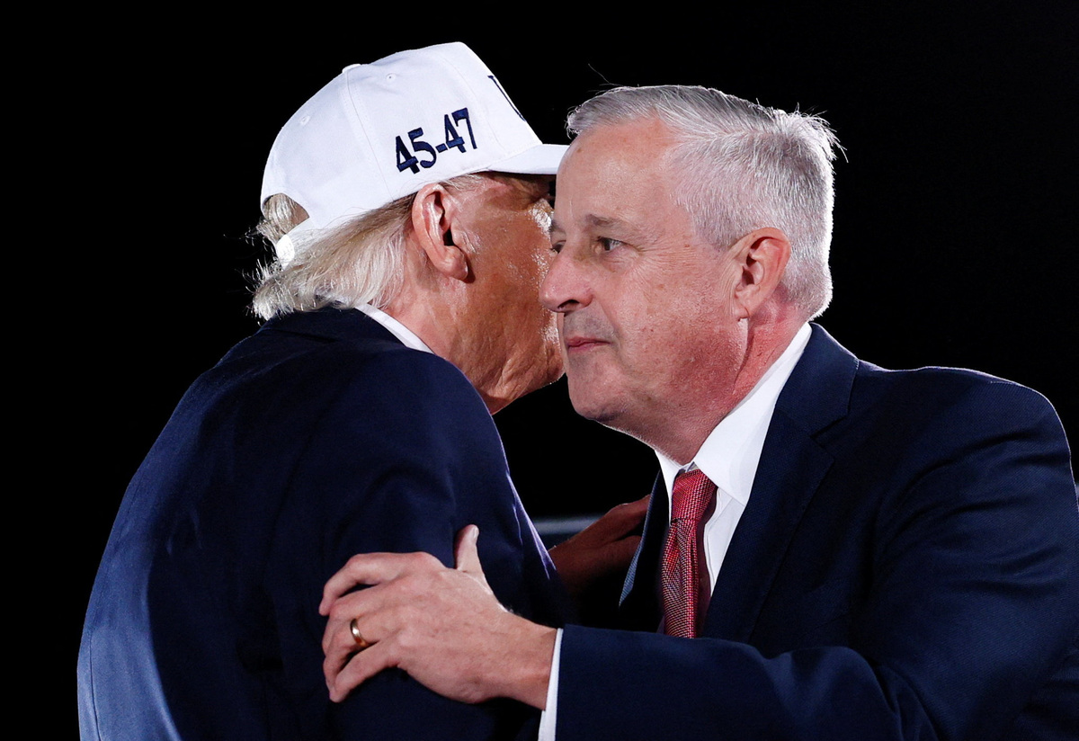 Trump, in North Carolina, says Republicans will defy midterm odds ...