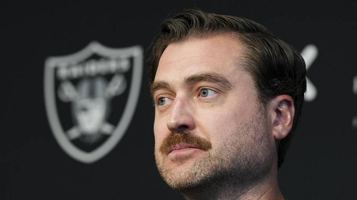  May 28, 2026; Henderson, NV, USA; Las Vegas Raiders offensive coordinator Andrew Janocko speaks during a news conference during organized team activities at Intermountain Health Performance Center. Mandatory Credit: Candice Ward-Imagn Images | Candice Ward-Imagn Images 