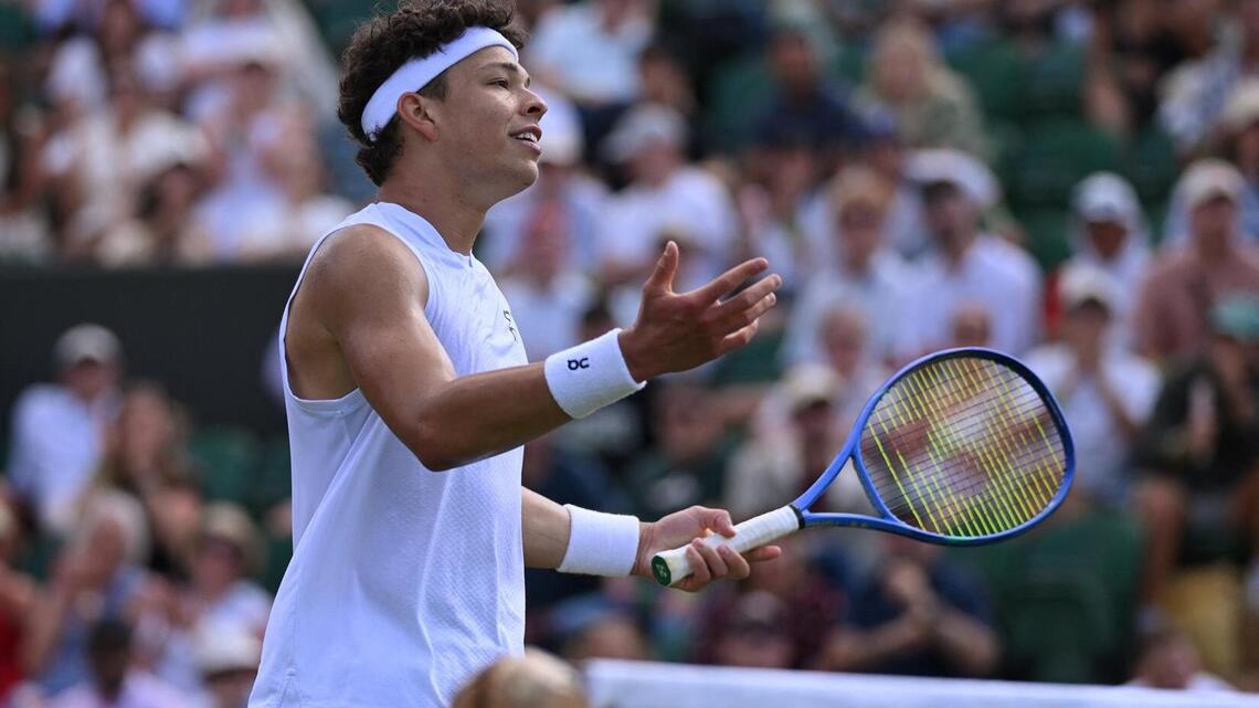 No. 4 seed Shelton stunned by qualifier, while No. 2 Zverev advances at Wimbledon