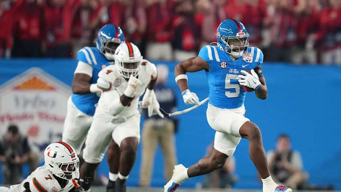  Kewan Lacy is a threat to score every time he touches the ball, racking up 24 touchdowns last season. | Joe Rondone/The Republic / USA TODAY NETWORK via Imagn Images 