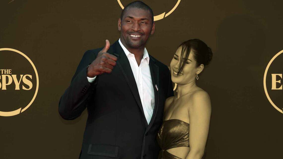 "Exposure doesn't pay the bills" - Bakery owner blasts Metta World Peace's family for requesting a free birthday cake 