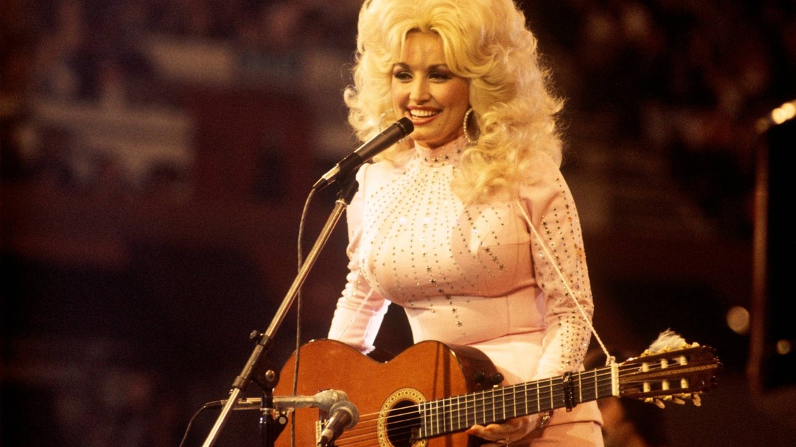 Dolly Parton Hospitalized for Kidney and Autoimmune Issues Days Before Her Death at 80 