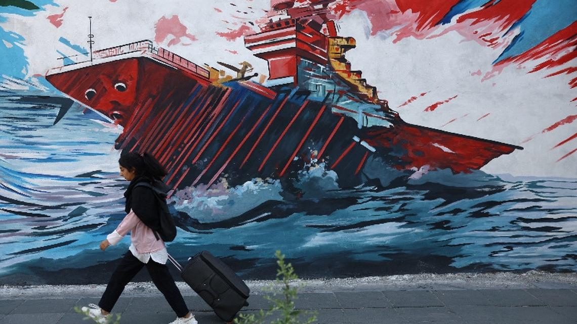 Trump says Xi agrees Iran must open strait, China says war should not have started 