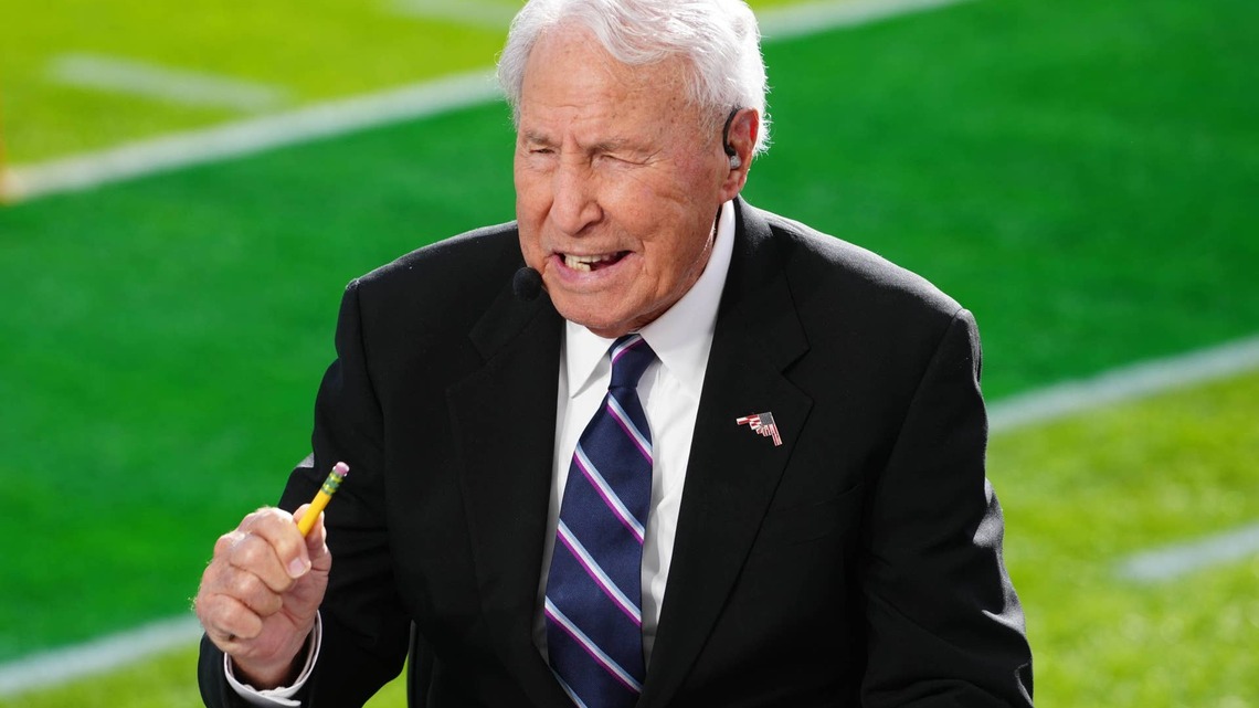 Fans Missing Lee Corso During Historic Episode Of 'College GameDay'