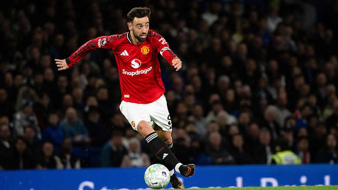  Fernandes is a fantastic creator in open play and from set pieces. | Ash Donelon/Manchester UnitedGetty Images 