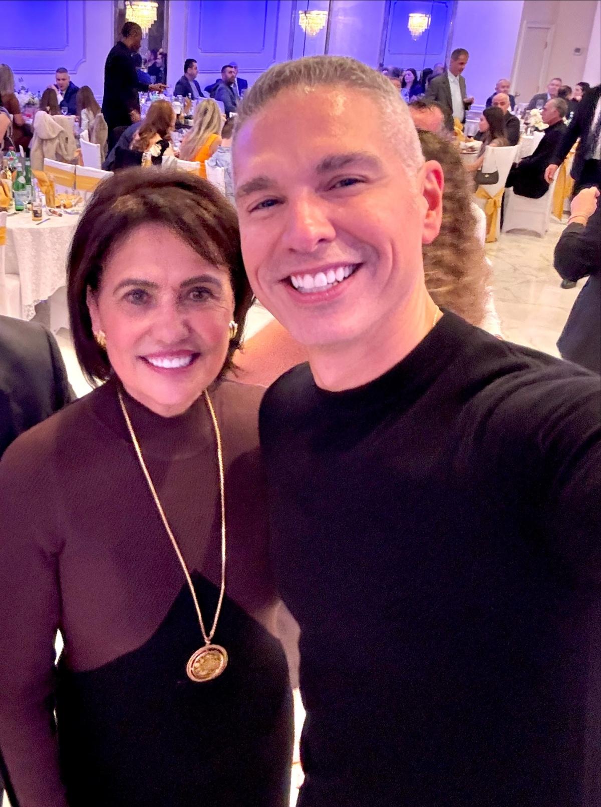  Lawrence ZarianCourtesy of QVC 