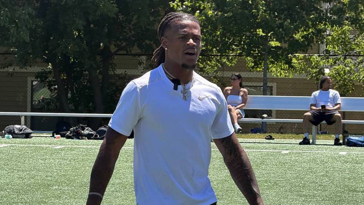  New England Patriots wide receiver DeMario Douglas at his youth skills camp in Boston. | Ethan Hurwitz / Patriots On SI 