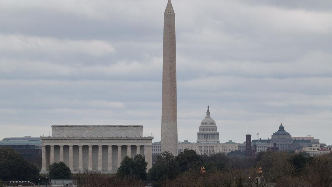 Trump says a promenade is being built onto Lincoln Memorial 