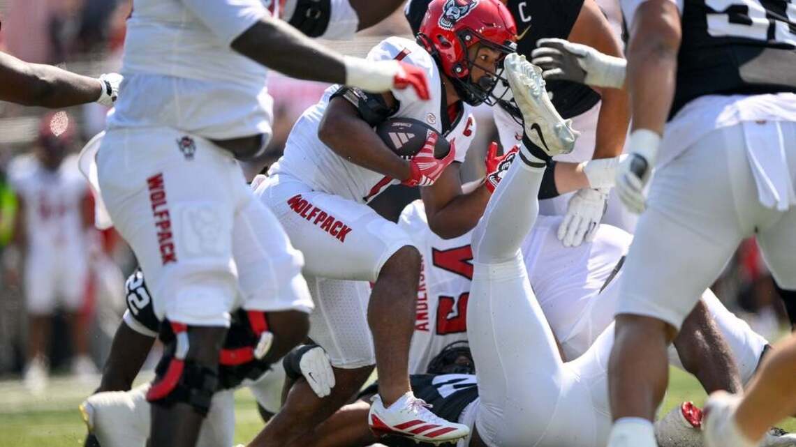 NC State RB Jayden Scott (foot) leaves game vs. Louisville 