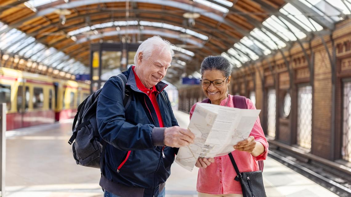 Worry-Free Spring Trips: Get This Anti-Theft Messenger Bag for Just $32 on Amazon 