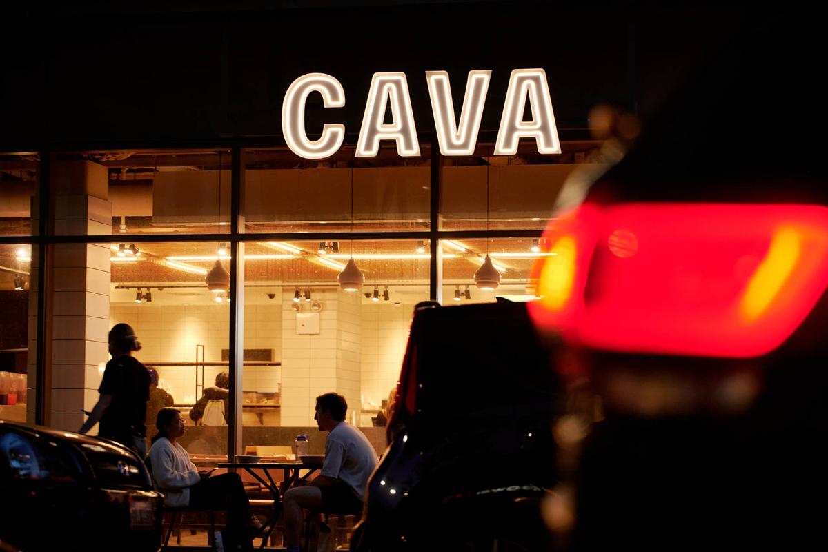  CAVA is the only major fast-casual chain still posting positive guest traffic in 2026, and Wall Street is taking notice. 