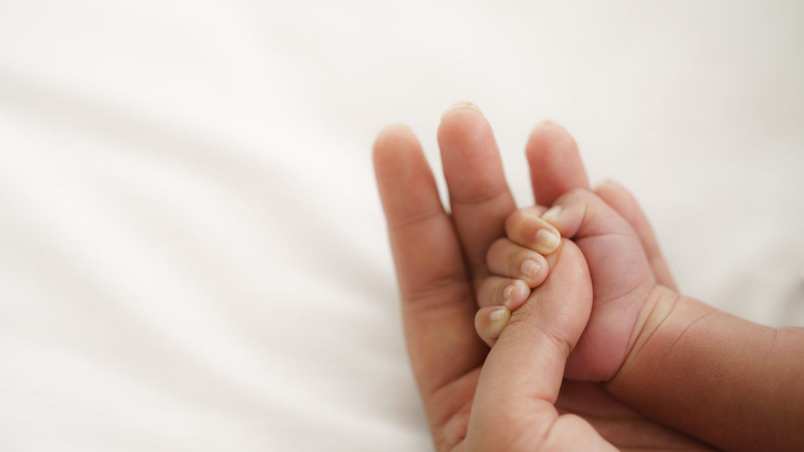 Abby McCloskey: US parents deserve time with their newborns