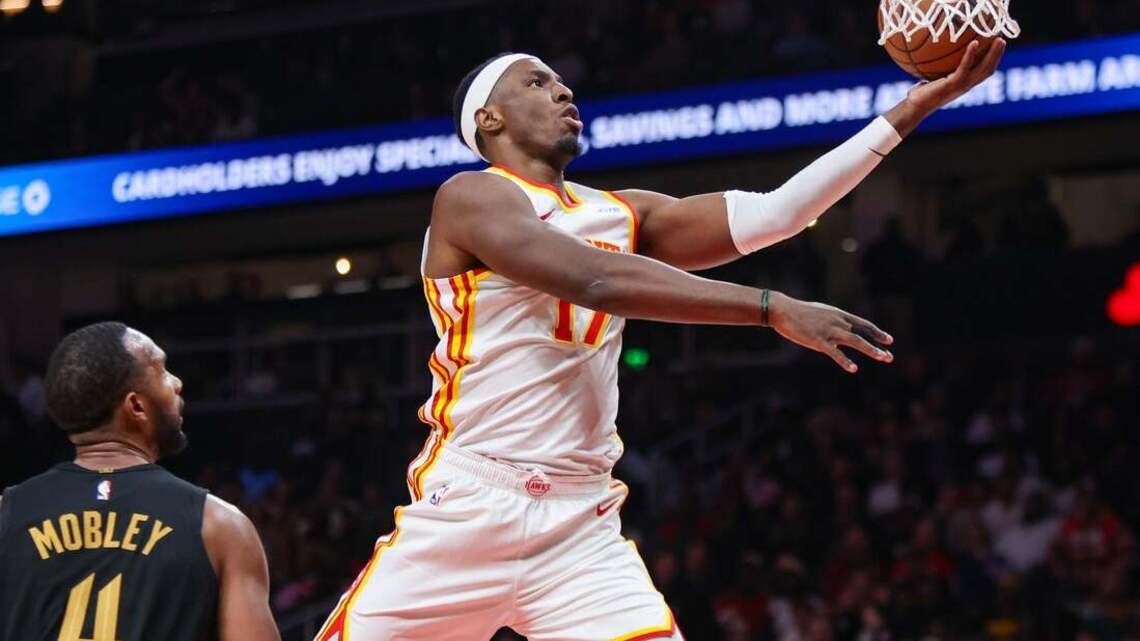 Hawks withstand late push to hold off Cavaliers 