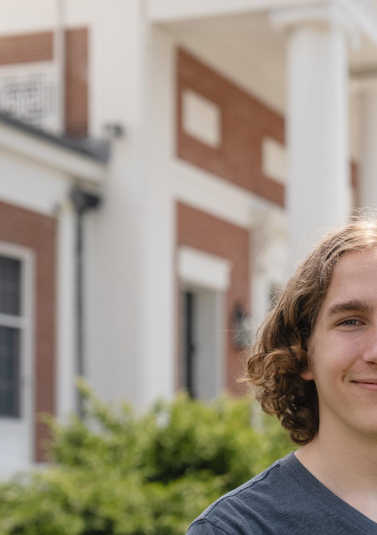  Jack Hancock, a high school senior from rural Milford, Pennsylvania, at Amherst College during a two-day program for admitted students. "I was frankly sort of shocked that they cared about rural students," he says. Credit: Lucy Lu for The Hechinger Report