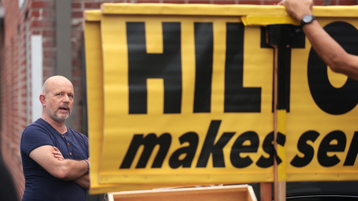 Steve Hilton proposes eliminating DMV, slashing vehicle registration fee if elected California governor 