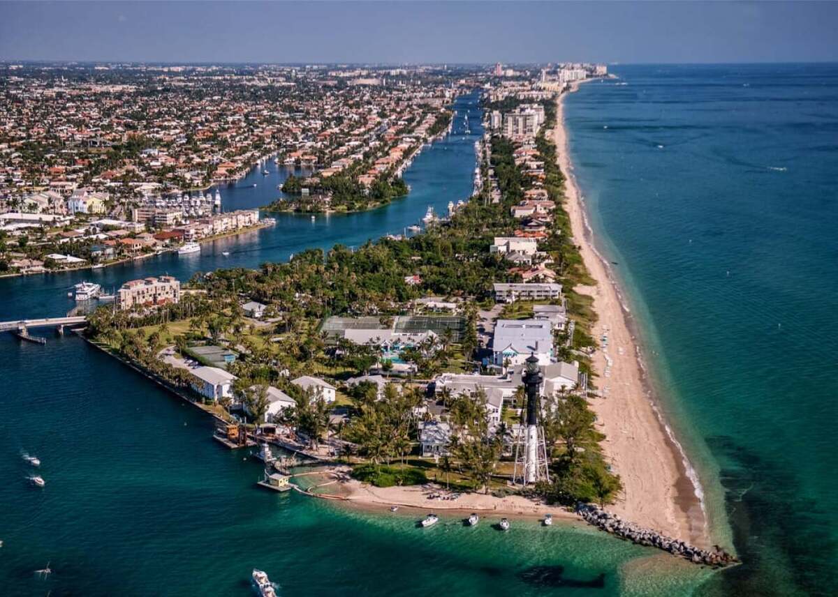  FloridaStock // Shutterstock 