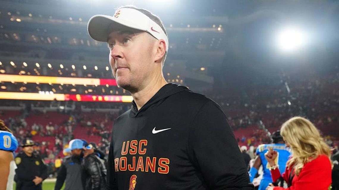  Nov 29, 2025; Los Angeles, California, USA; Southern California Trojans head coach Lincoln Riley reacts after the game against the UCLA Bruins at United Airlines Field at Los Angeles Memorial Coliseum. Mandatory Credit: Kirby Lee-Imagn Images | Kirby Lee-Imagn Images 