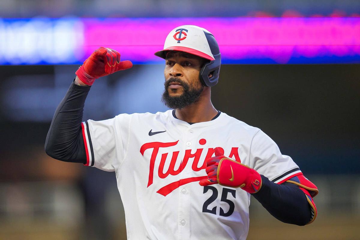  Minnesota Twins outfielder Byron Buxton (25) © Brad Rempel-Imagn Images