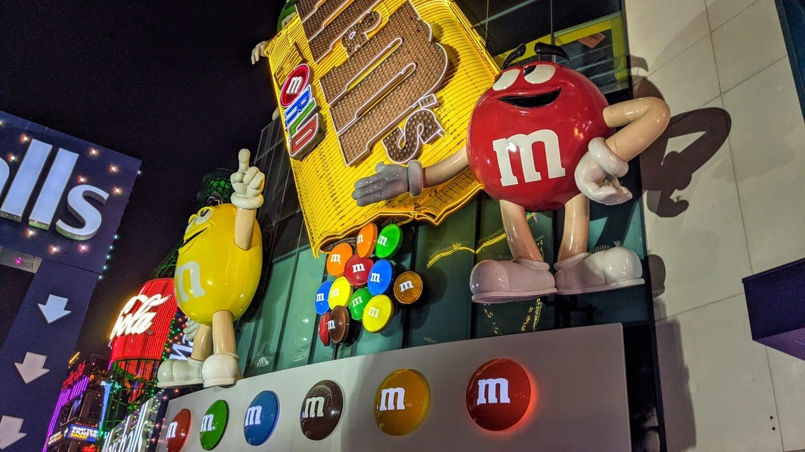 Las Vegas with Kids: 18 Fun Things to Do (and What to Skip)